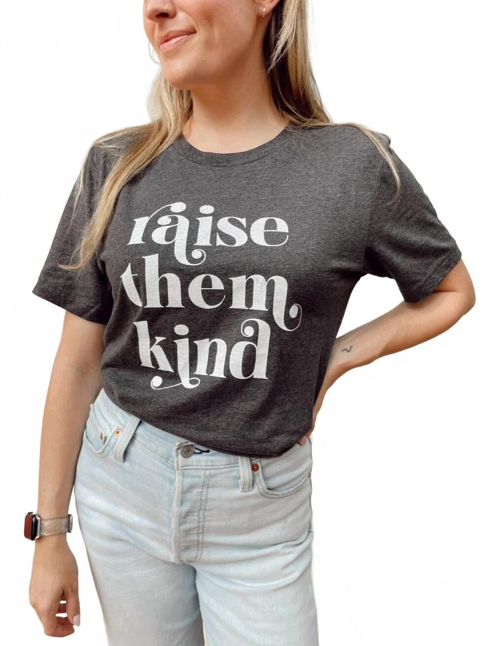 NEW ISLA & SKYE raise them kind tee in dark grey heather